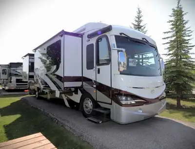 Guarantee RV Please contact us for best price. AMVIC Licensed Business ENGINE AND HP CUMMINS 450 CHA...