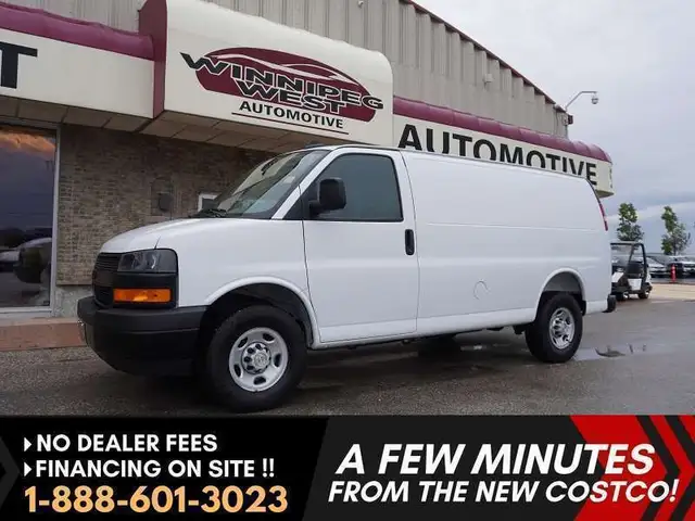 2025 Chevrolet Express 2500 Cargo Van 2500 | Pwr Chair / Only 5k