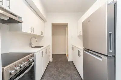 Renovated Akelius one bedroom apartment for rent. Located near bloor and castle frank in the Downtow...
