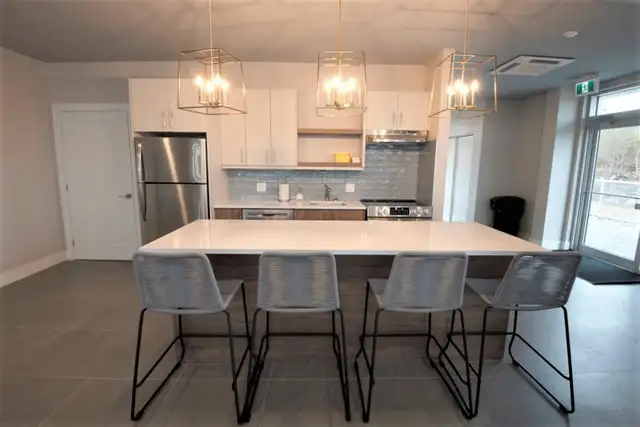 3 Bedroom Apartment for Rent - 22 BEDROS LANE in Long Term Rentals in Bedford - Image 11