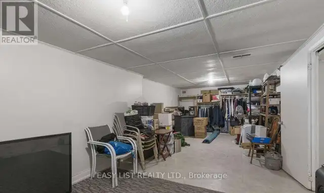 41 Churchill Avenue Toronto (Willowdale West), Ontario, photo 4 of 4