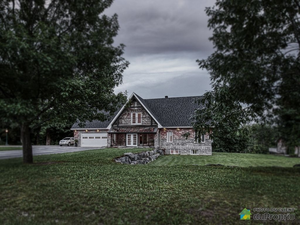 $995,000 - 2 Storey for sale in Ste-Mélanie — photo 2