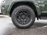 No Accidents - One Owner - Roof Rack/Cargo Basket - Running Boards - Backup Camera Rugged, capable,... (image 4)