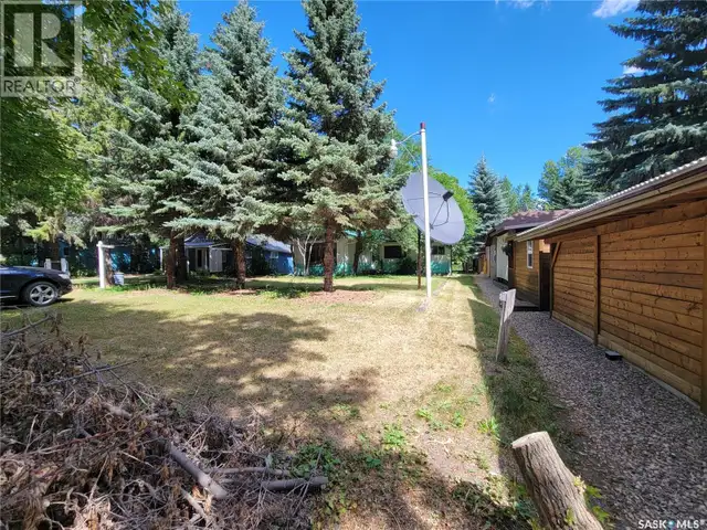 27 Elm STREET Katepwa Beach, Saskatchewan in Houses for Sale in Regina - Image 5