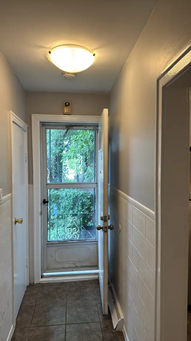 2 Bed / 1 Bath Home in Sault Ste. Marie, ON – $1,799/month + Uti in Long Term Rentals in Sault Ste. Marie - Image 10