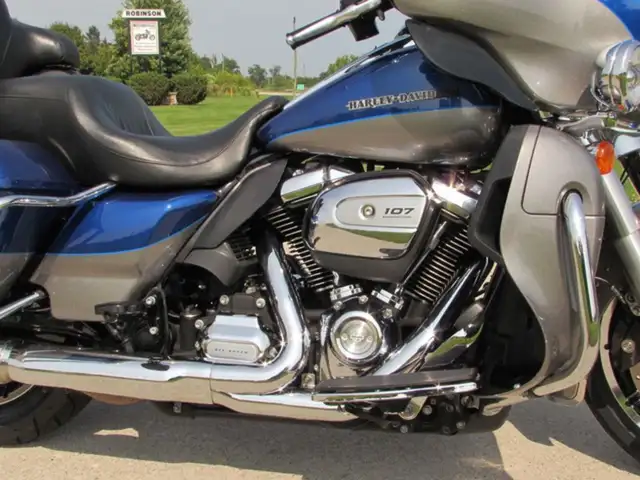 2017 Harley-Davidson FLHTK Electra Glide Ultra Limited Low New D in Sport Touring in Leamington - Image 6