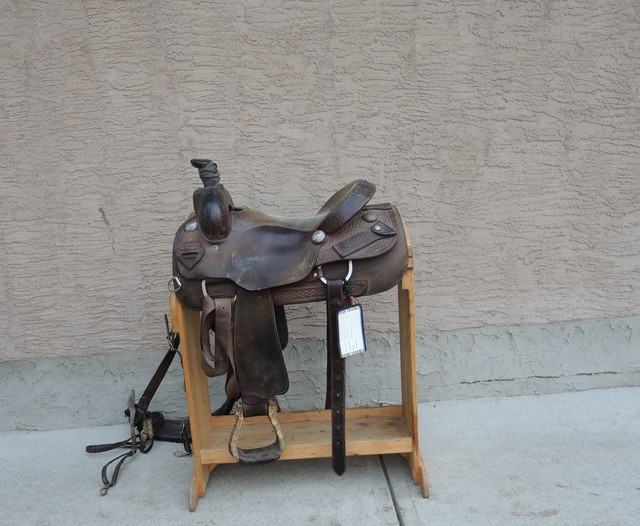 Western All Round Saddle in Equestrian & Livestock Accessories in Strathcona County