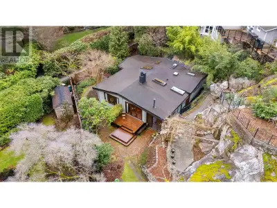 EXPERIENCE UNPARALLELED ISLAND LIVING! 5817 Eagle Island is a rare and extraordinary retreat in West...