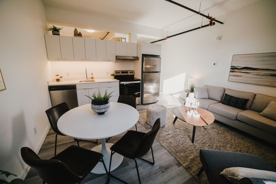 Warehouse 1885 -  Modern 1 Bedroom Unit Apartment for Rent 2