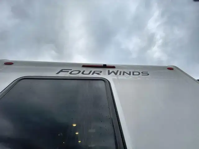 2023 Thor Motor Coach Four Winds 24F in RVs & Motorhomes in Kamloops - Image 15