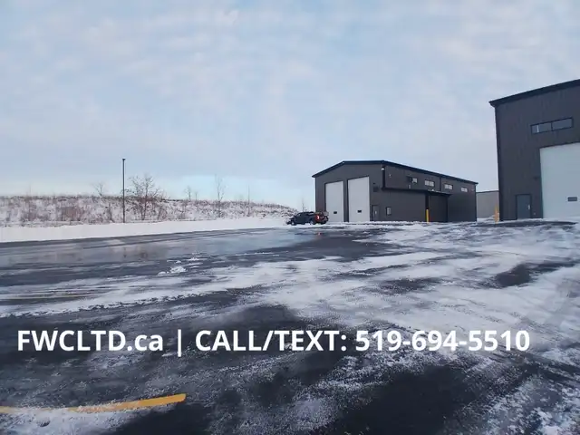 Snow Removal Service- Commercial/Residential/Industrial Plowing in Snow Removal & Property Maintenance in London - Image 5