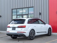 Carget Supercentre is proud to present this 2022 Audi Q7 Progressiv! EXTERIOR: GLACIER WHITE INTERIO... (image 4)