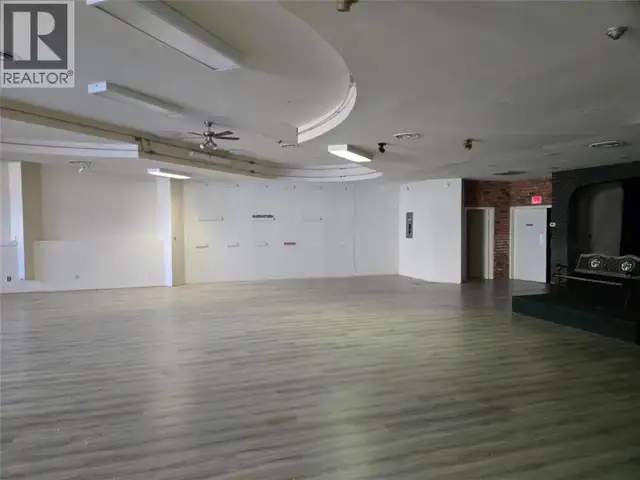 639 Main Street Penticton, British Columbia in Commercial & Office Space for Sale in Penticton - Image 4