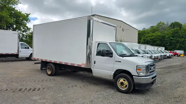 2021 Ford E-450 E-Series E-450 16Ft V8 Gas in Cars & Trucks in City of Toronto - Image 11