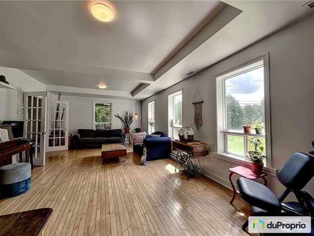 $595,000 - 2 Storey for sale in Bolton-Est — photo 3