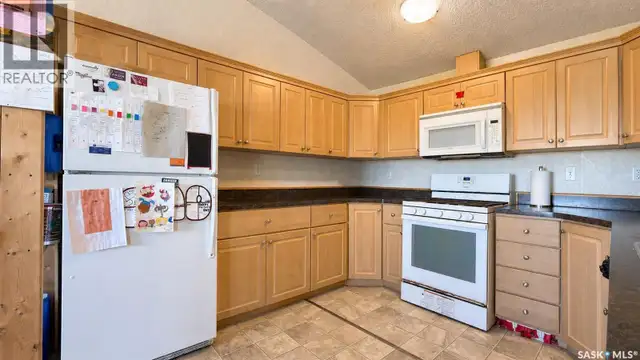 RM of Sarnia Acreage Farmland Sarnia Rm No. 221, Saskatchewan in Houses for Sale in Moose Jaw - Image 15