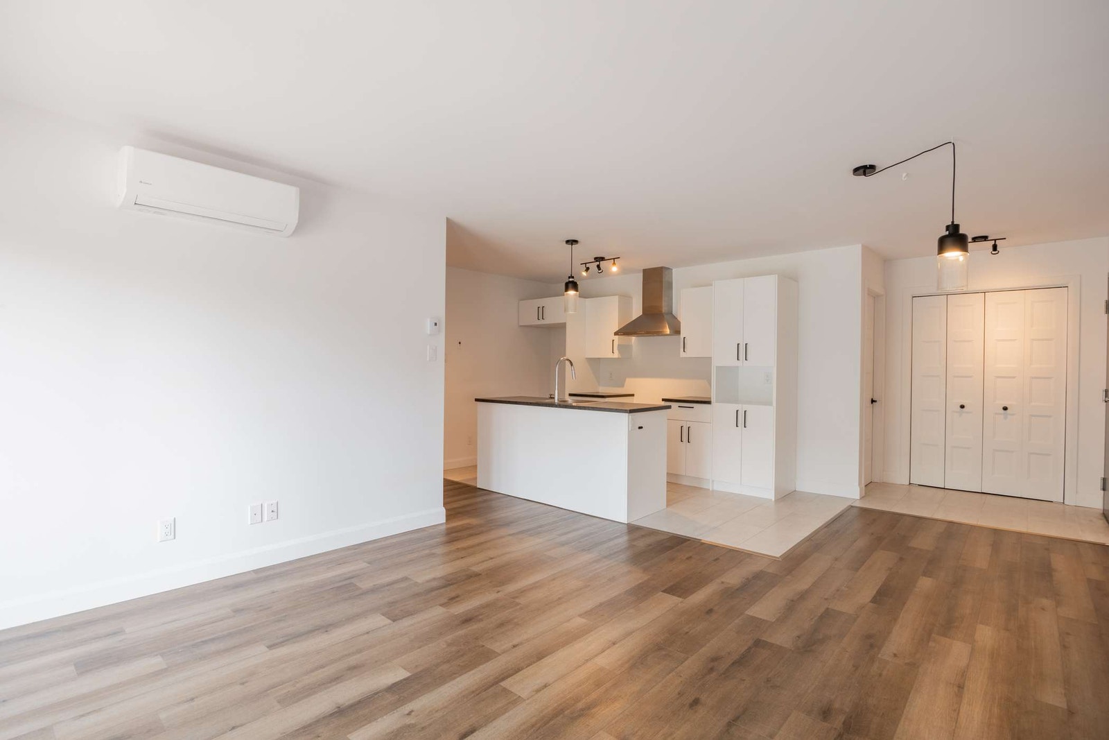 5900 boul. St-Jacques — photo 2