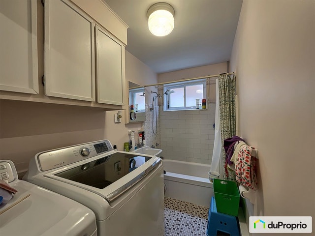 $1,150,000 - 6 units or more for sale in Longueuil (LeMoyne) — photo 2