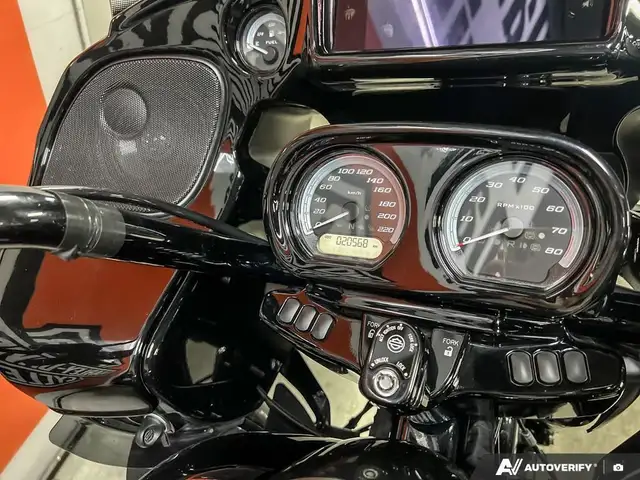 2024 Harley-Davidson FLTRK - Road Glide(TM) Limited in Sport Touring in Calgary - Image 15