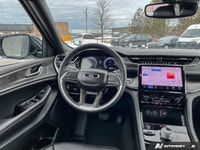 Recent Arrival! Looking for a sophisticated, stylish and comfortable SUV? Then check out this gorgeo... (image 9)