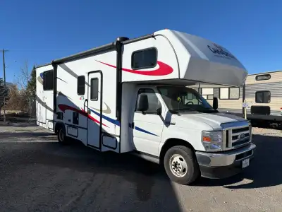 Come view the ultimate 4-Season RV. The Forester 2651CD has been designed exclusively for CanaDream...