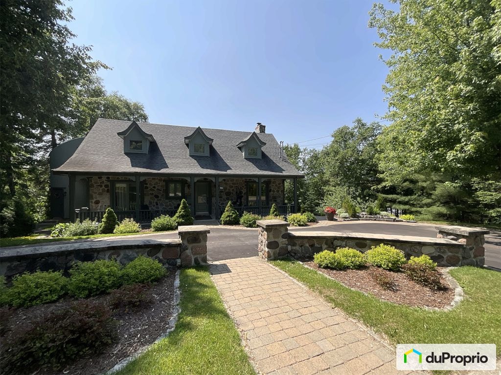 $789,000 - Duplex for sale in Chicoutimi (Chicoutimi) — photo 3