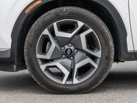*Sunroof, Heated Seats, Android Auto, Apple CarPlay, Navigation!* With its impressive features list,... (image 3)
