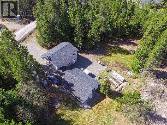 3615 WATER LILY BAY ROAD Lakelse Lake, British Columbia dans Maisons à vendre  à Terrace - Image 2