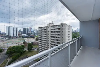 one bedroom, Gerrard and DVP - ID 2710, View more