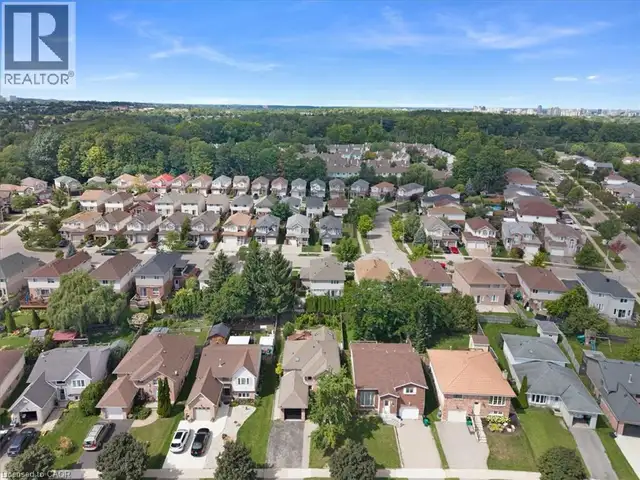 150 BANKSIDE Drive Kitchener, Ontario in Houses for Sale in Kitchener / Waterloo - Image 40