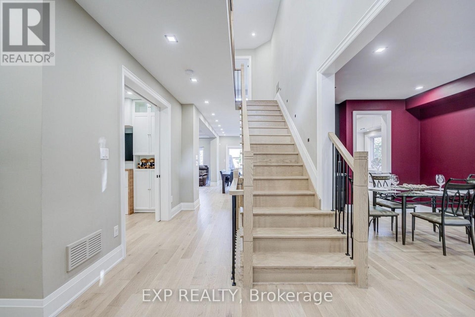 4-Bedroom Detached Home for Sale in Newmarket | 2,800 Sq. Ft., photo 2 of 7