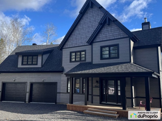 $999,997 - Cottage for sale in Chertsey — photo 1