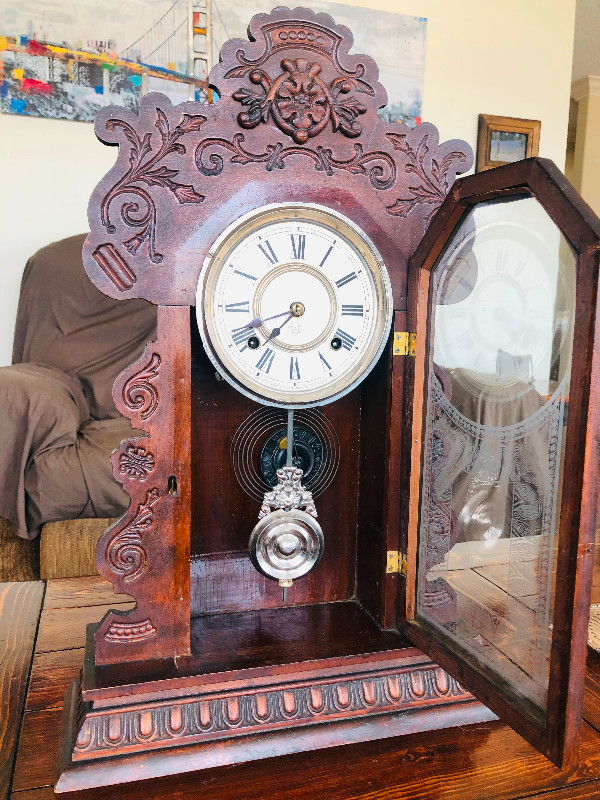 Antique wind clock in Arts & Collectibles in Nanaimo - Image 2