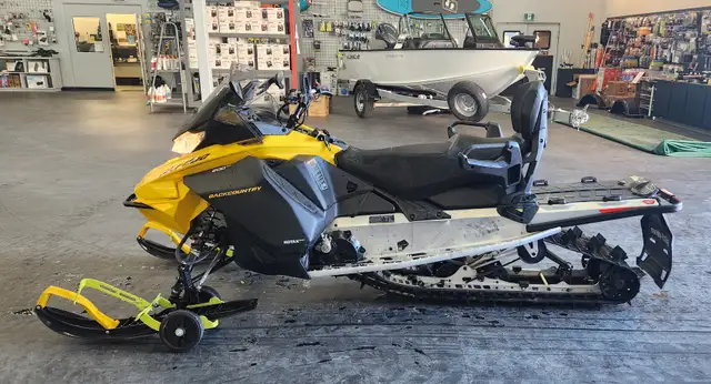 2023 SKIDOO BACKCOUNTRY SPORT 600 in Snowmobiles in Prince Albert - Image 6