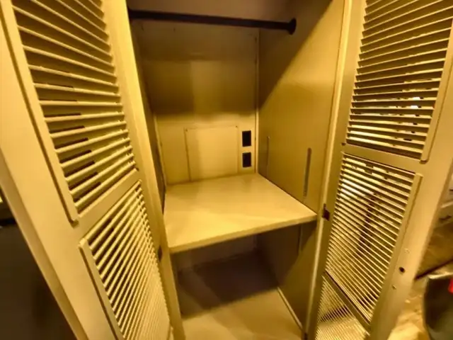 2025 Thor Motor Coach Hurricane 34R in RVs & Motorhomes in Bedford - Image 33