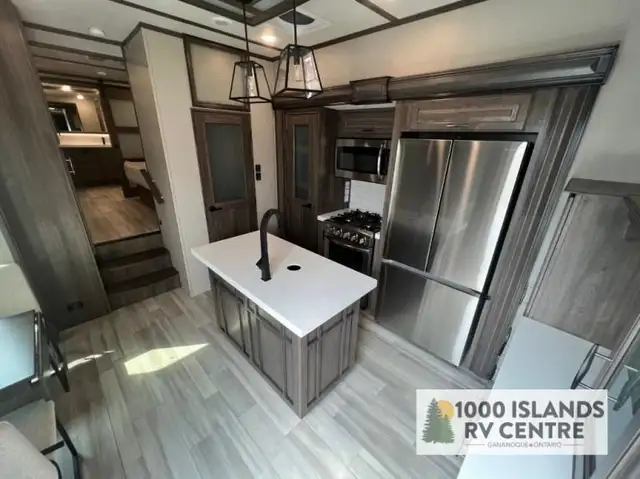 2023 Grand Design Solitude 380FL in Travel Trailers & Campers in Kingston - Image 18