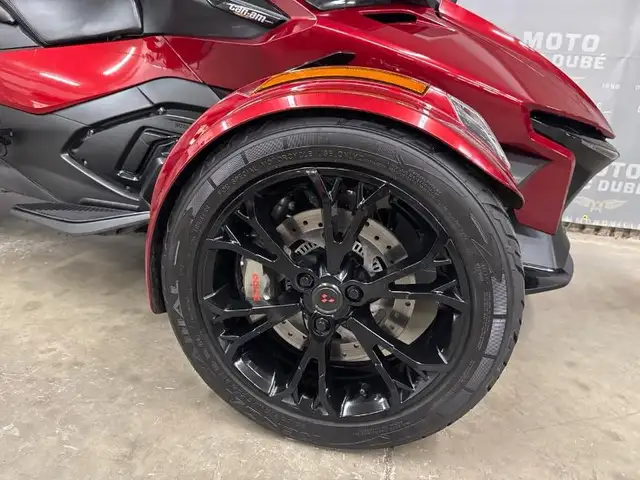 2024 Can-Am Spyder RT Limited in Sport Touring in Drummondville - Image 6