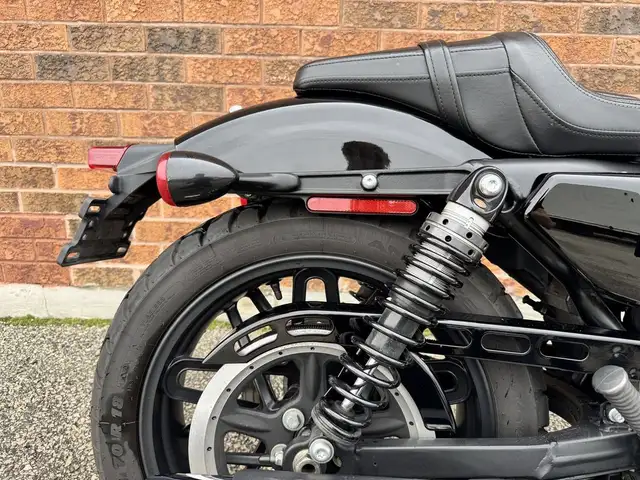 2018 Harley-Davidson Roadster **1200cc** **PERFORMANCE SPORTSTER in Street, Cruisers & Choppers in Markham / York Region - Image 12