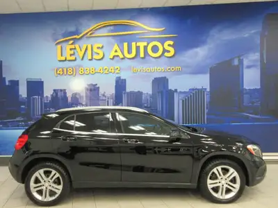 MERCEDES BENZ GLA 250 4MATIC 2015 TOUT ÉQUIPÉ / GPS NAVIGATION / CAMÉRA DE RECUL / CUIR NOIR CHAUFFA...