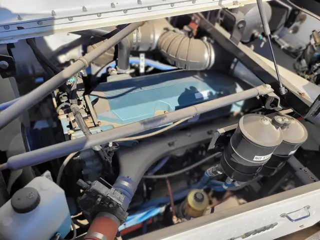 2013 WESTERN STAR 6900XD in Heavy Trucks in Saskatoon - Image 12