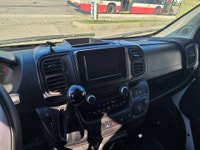 Perfect Auto HIGH ROOF - 159 WHEEL BASE - FACTORY WARRANTY - 3 SEATER - 3.6 L GAS - BACK UP CAMERA -... (image 9)