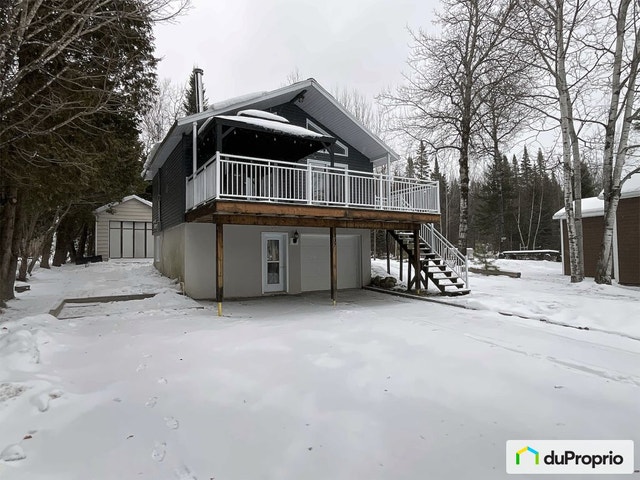 $314,900 - Bungalow for sale in Adstock — photo 3