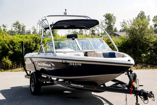 2004 Moomba Outback in Powerboats & Motorboats in Rimouski / Bas-St-Laurent - Image 5