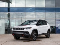 Welcome to Barrie Dodge Chrysler Jeep. Dynamic 2.0L I-4 intercooled turbo engine - Advanced infotain... (image 1)