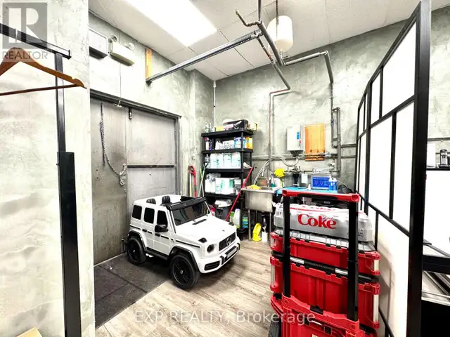 19 WOOTTEN WAY N Markham (Markham Village), Ontario in Commercial & Office Space for Rent in Markham / York Region - Image 7
