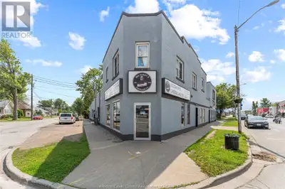 127 TALBOT STREET North Unit# 5 Essex, Ontario