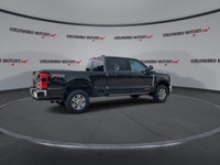 The 2023 Ford Super Duty F-250 4x4 Crew Cab Lariat is packed with a robust suite of premium options... (image 7)
