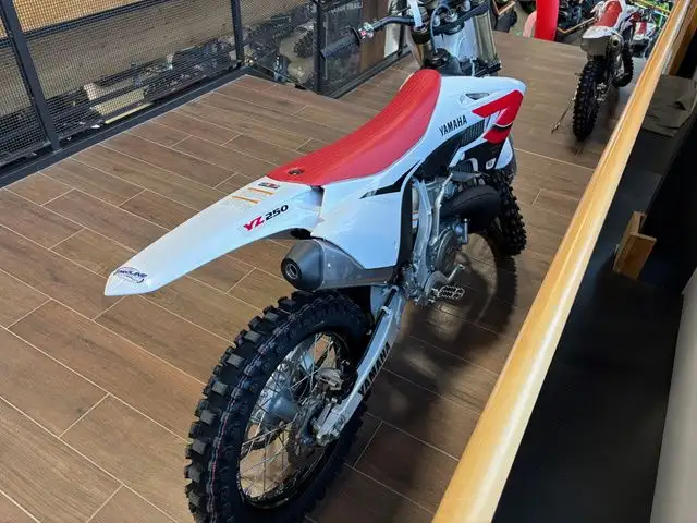 2026 Yamaha YZ250 in Dirt Bikes & Motocross in Saskatoon - Image 7