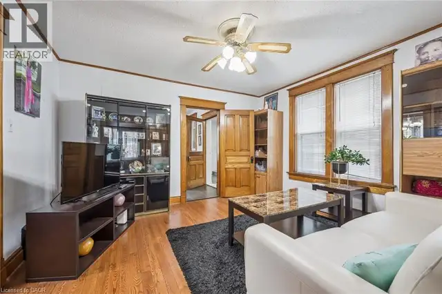 44 WALTER Street Kitchener, Ontario in Houses for Sale in Kitchener / Waterloo - Image 12