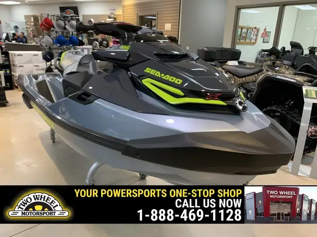 2026 Sea-Doo RXT-X 325 NEW 10.25" COLOUR TOUCHSCREEN in Personal Watercraft in Guelph - Image 2
